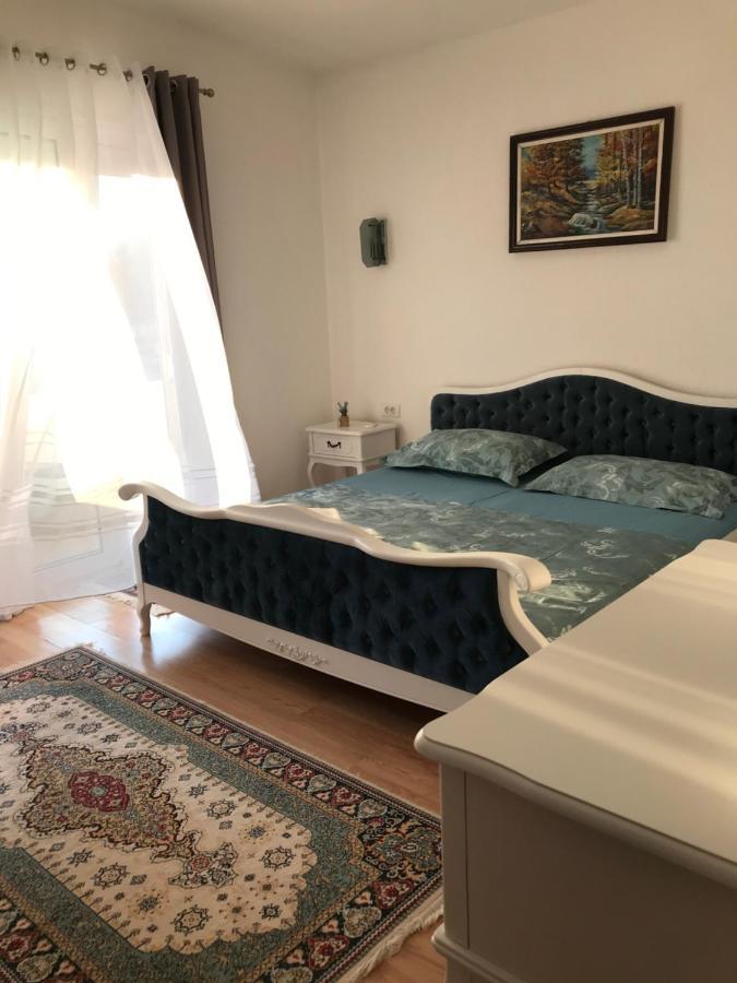 Suka Apartments Ulcinj Eksteriør bilde